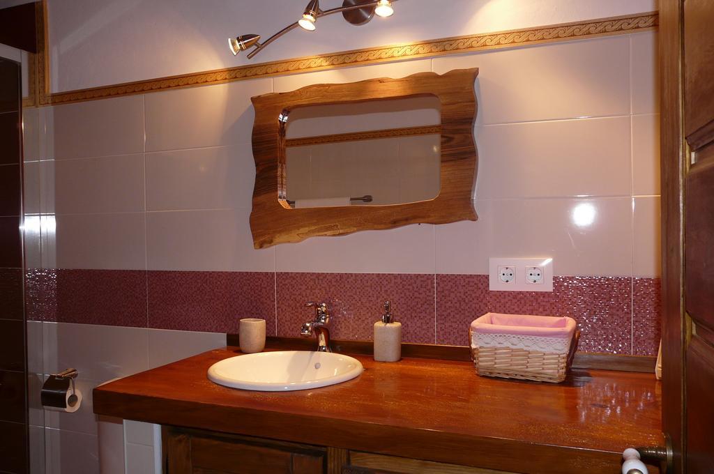 Apartamentos La Condesa Valmeo Quarto foto