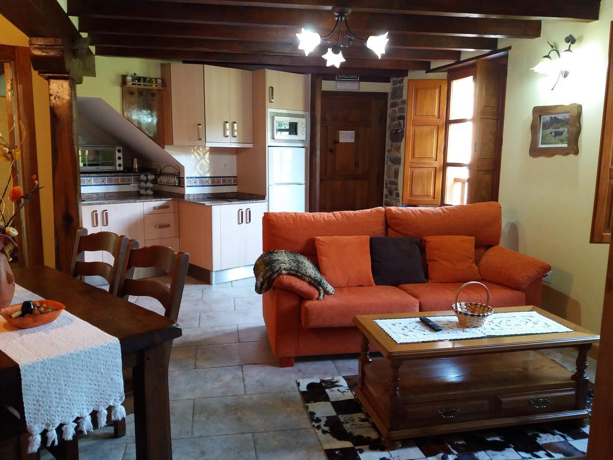 Apartamentos La Condesa Valmeo Exterior foto